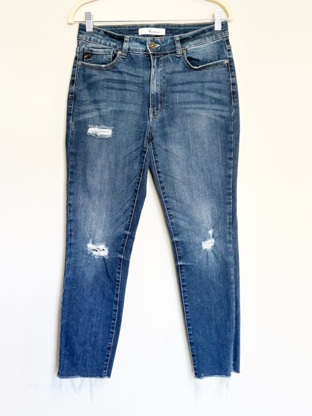 KanCan Mid rise Skinny Jeans with Stretch Raw Hem Distressing size 9/28